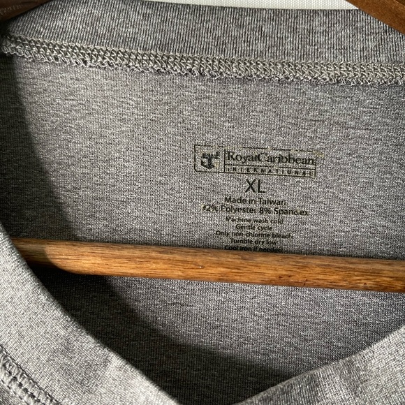 Men’s XL Gray Royal Caribbean T-shirt - Picture 3 of 6